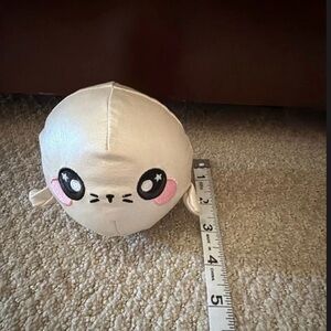 Squeezamals- Seal Plush